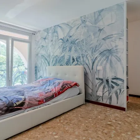 Into The Green! La Spezia Roomy Flat & Sauna Lejlighed